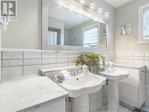 4172 Rayfield Court, Mississauga, ON - Indoor Photo Showing Bathroom