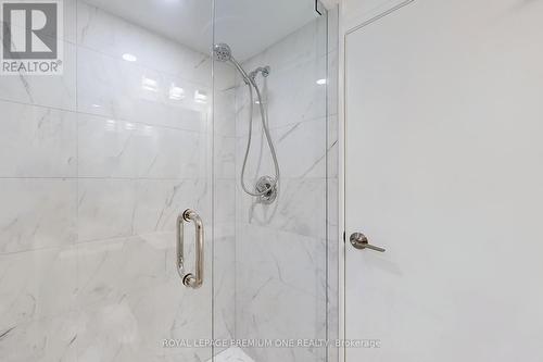 106 Cameron Avenue, Toronto, ON - Indoor Photo Showing Bathroom