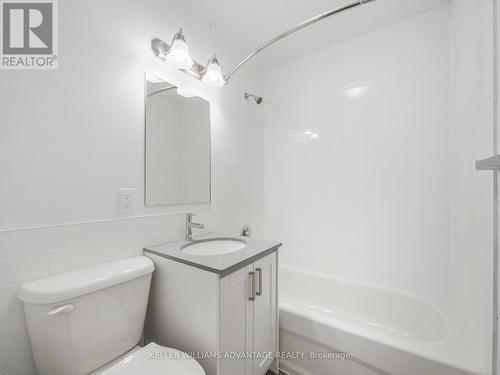 2 - 202 Green Street, Cobourg, ON - Indoor Photo Showing Bathroom