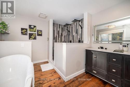 32779 Highway 17, Deep River, ON - Indoor Photo Showing Bathroom