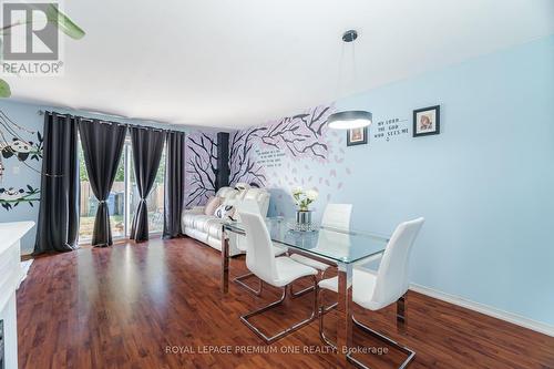 B11 - 427 Victoria Road N, Guelph, ON - Indoor Photo Showing Dining Room