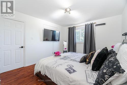 B11 - 427 Victoria Road N, Guelph, ON - Indoor Photo Showing Bedroom