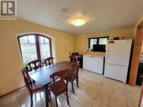 360 Vla Road, Cawston, BC - Indoor Photo Showing Dining Room