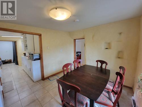 360 Vla Road, Cawston, BC - Indoor Photo Showing Dining Room