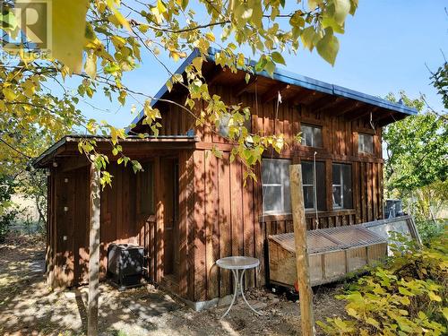 360 Vla Road, Cawston, BC - Outdoor