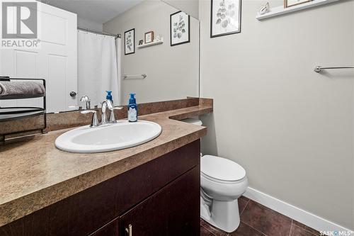 3215 Green Bank Road, Regina, SK - Indoor Photo Showing Bathroom