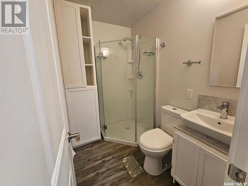 609 1St Street W, Meadow Lake, SK - Indoor Photo Showing Bathroom