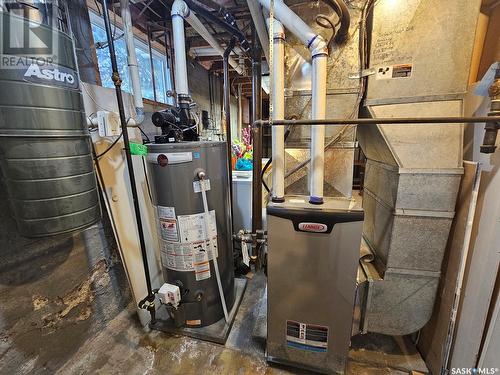 609 1St Street W, Meadow Lake, SK - Indoor Photo Showing Basement