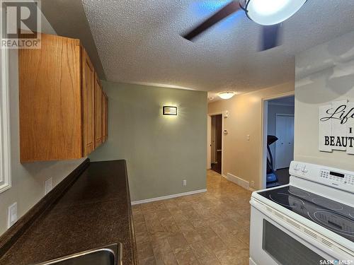 609 1St Street W, Meadow Lake, SK - Indoor Photo Showing Kitchen