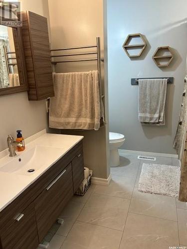 216 2Nd Avenue W, Canora, SK - Indoor Photo Showing Bathroom