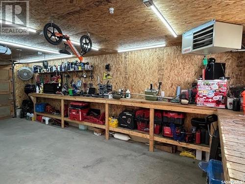 216 2Nd Avenue W, Canora, SK - Indoor Photo Showing Garage