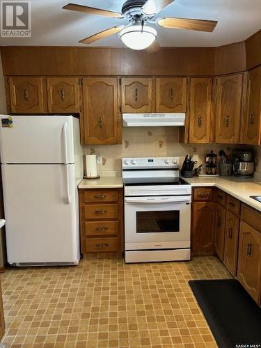 216 2Nd Avenue W, Canora, SK - Indoor Photo Showing Kitchen