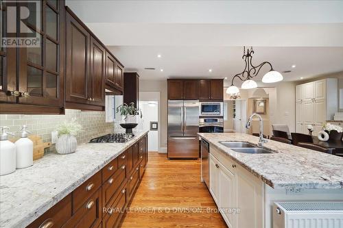 92 Chudleigh Avenue, Toronto, ON - Indoor Photo Showing Kitchen With Double Sink With Upgraded Kitchen