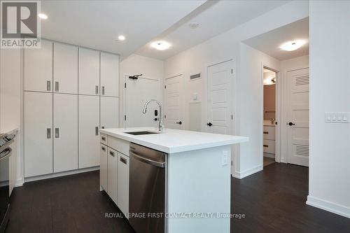 249 - 415 Sea Ray Avenue, Innisfil, ON - Indoor Photo Showing Kitchen With Upgraded Kitchen