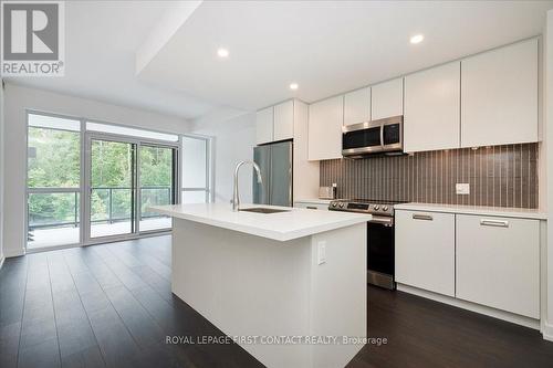 249 - 415 Sea Ray Avenue, Innisfil, ON - Indoor Photo Showing Kitchen With Upgraded Kitchen