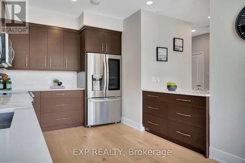 102 - 144 Park Street, Waterloo, ON - Indoor Photo Showing Kitchen With Stainless Steel Kitchen