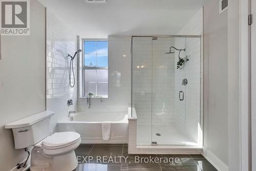 102 - 144 Park Street, Waterloo, ON - Indoor Photo Showing Bathroom