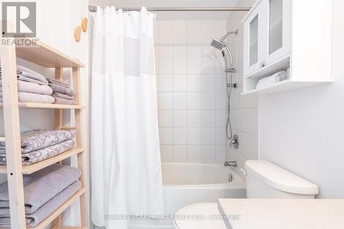 509 - 125 Shoreview Place, Hamilton, ON - Indoor Photo Showing Bathroom