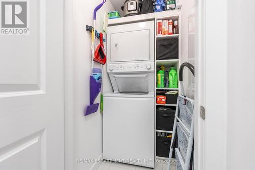 509 - 125 Shoreview Place, Hamilton, ON - Indoor Photo Showing Laundry Room