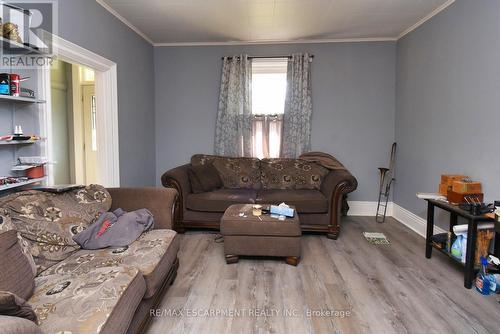 159 Macaulay Street E, Hamilton, ON - Indoor Photo Showing Living Room