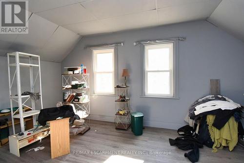 159 Macaulay Street E, Hamilton, ON - Indoor Photo Showing Bedroom