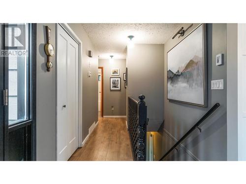 2740 25Th Avenue Ne, Salmon Arm, BC - Indoor Photo Showing Other Room