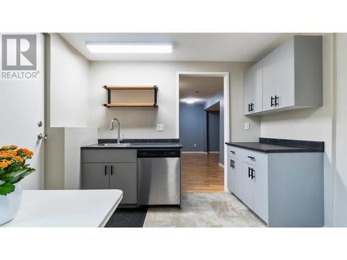 2740 25Th Avenue Ne, Salmon Arm, BC - Indoor Photo Showing Kitchen With Double Sink