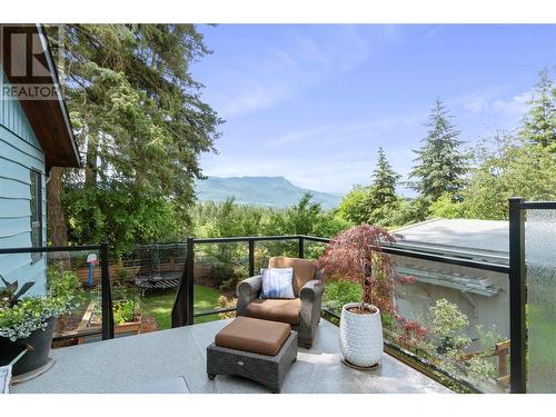 2740 25Th Avenue Ne, Salmon Arm, BC - Outdoor