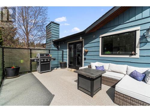 2740 25Th Avenue Ne, Salmon Arm, BC - Outdoor