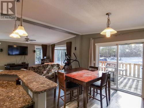 3000 Maze-Forbes Fs Road, Lac La Hache, BC - Indoor Photo Showing Dining Room