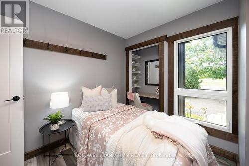 7559 Lakeridge Road, Uxbridge, ON - Indoor Photo Showing Bedroom