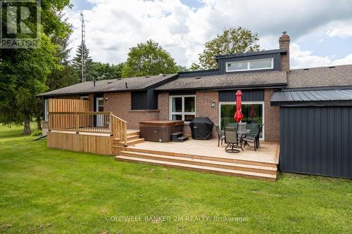 7559 Lakeridge Road, Uxbridge, ON - Outdoor With Deck Patio Veranda With Exterior