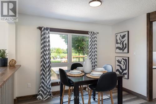 7559 Lakeridge Road, Uxbridge, ON - Indoor Photo Showing Dining Room