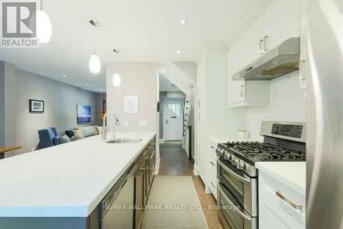 198 Lawlor Avenue, Toronto, ON - Indoor Photo Showing Kitchen With Stainless Steel Kitchen With Upgraded Kitchen