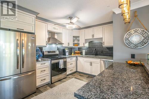 202 - 9 Jacksway Crescent, London, ON - Indoor Photo Showing Kitchen With Stainless Steel Kitchen