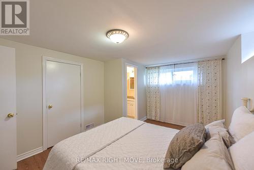 445 Mooney Crescent, Orillia, ON - Indoor Photo Showing Bedroom