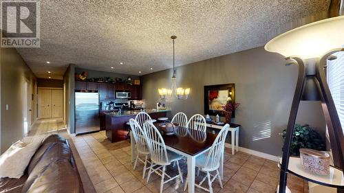 300 Bighorn Boulevard Unit# 324, Radium Hot Springs, BC - Indoor Photo Showing Dining Room