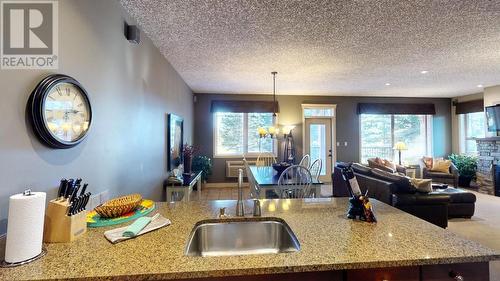 300 Bighorn Boulevard Unit# 324, Radium Hot Springs, BC - Indoor