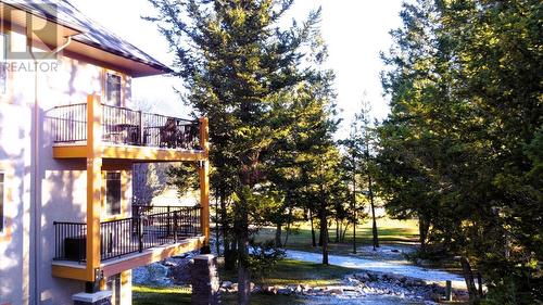 300 Bighorn Boulevard Unit# 324, Radium Hot Springs, BC - Outdoor