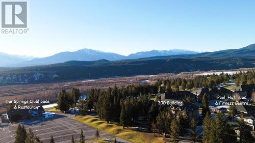 300 Bighorn Boulevard Unit# 324, Radium Hot Springs, BC - Outdoor With View