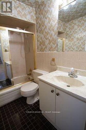 115 Gilmour Avenue, Toronto, ON - Indoor Photo Showing Bathroom