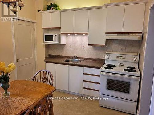 115 Gilmour Avenue, Toronto, ON - Indoor Photo Showing Kitchen