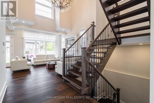 89 Russell Drive, Oakville, ON - Indoor Photo Showing Other Room