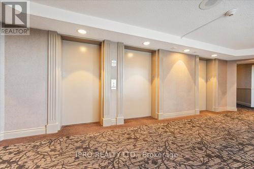 613 - 55 Kingsbridge Garden Circle, Mississauga, ON - Indoor