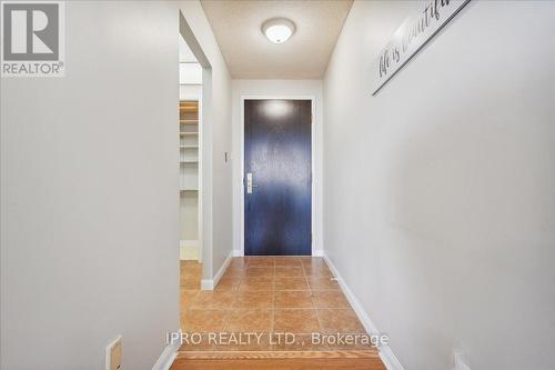 613 - 55 Kingsbridge Garden Circle, Mississauga, ON - Indoor Photo Showing Other Room