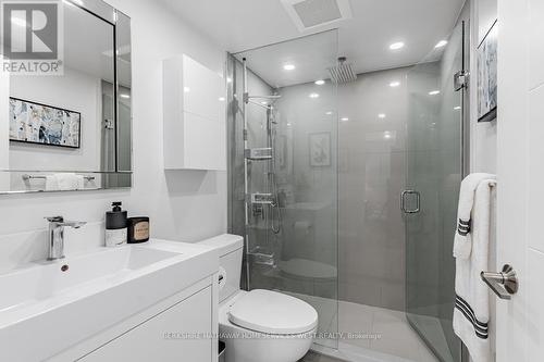 611 - 270 Scarlett Road, Toronto, ON - Indoor Photo Showing Bathroom