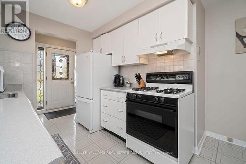 55 Grange Drive, Brampton, ON - Indoor Photo Showing Kitchen