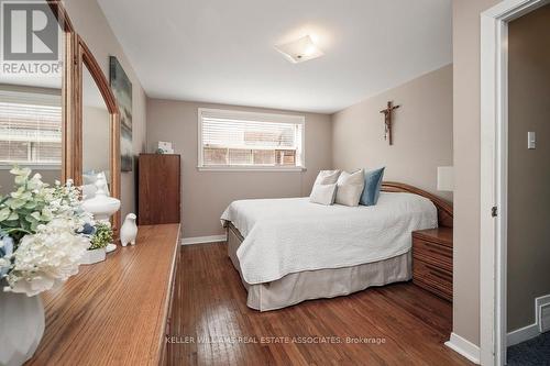 55 Grange Drive, Brampton, ON - Indoor Photo Showing Bedroom