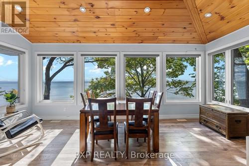 10451 Lakeshore Road, Wainfleet, ON - Indoor Photo Showing Dining Room