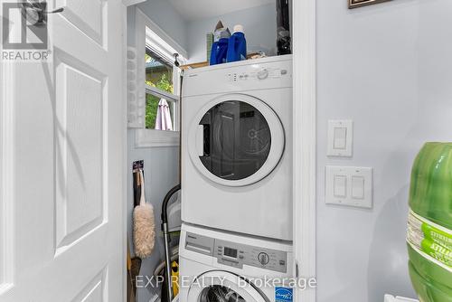 10451 Lakeshore Road, Wainfleet, ON - Indoor Photo Showing Laundry Room